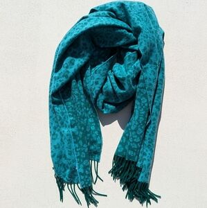Johnstons of Elgin | 100% Cashmere Turquoise Green Patterned Shawl Scotland